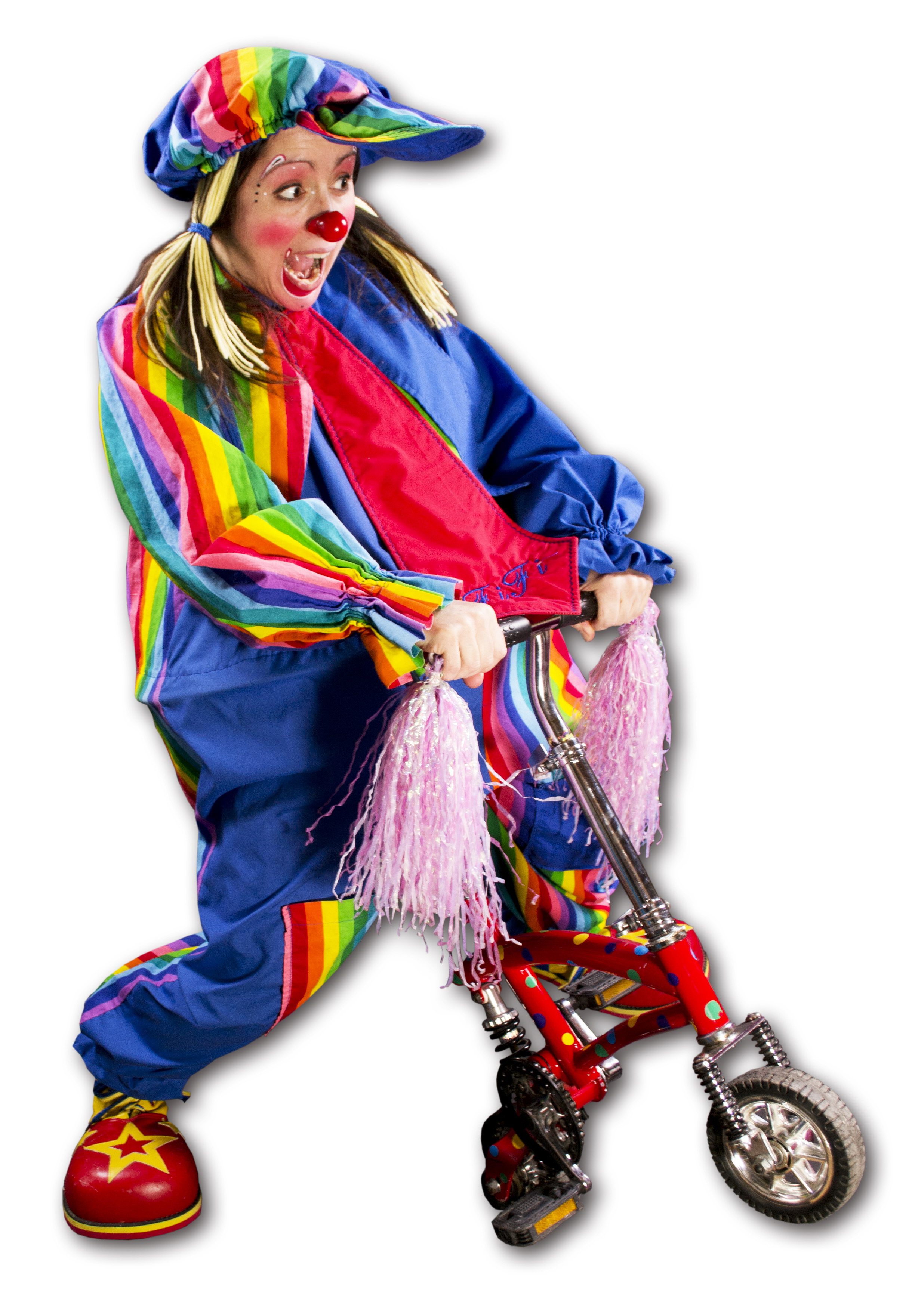 Even if she looks younger than Drouille, she's the one who gave her the chance to learn and be established as a professional clown! Thank you clown Fifi!